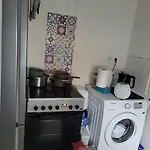 Apartment Near Adidas Arena